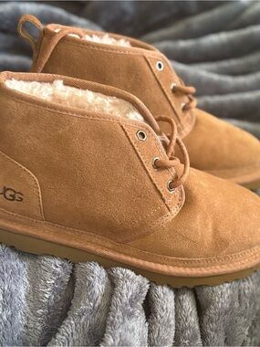 UGG Men's Chestnut Suede Chukka Boots
